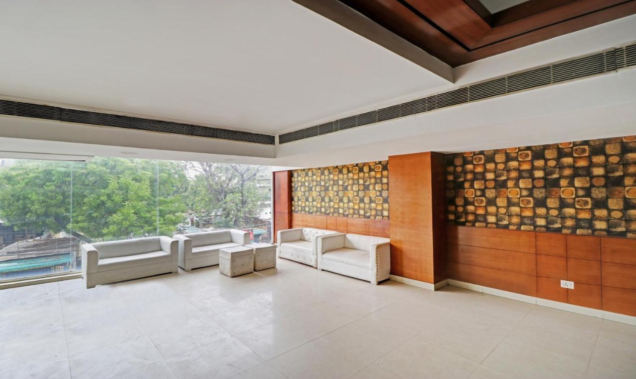 ניו דלהי Treebo Galaxy Rooms מראה חיצוני תמונה